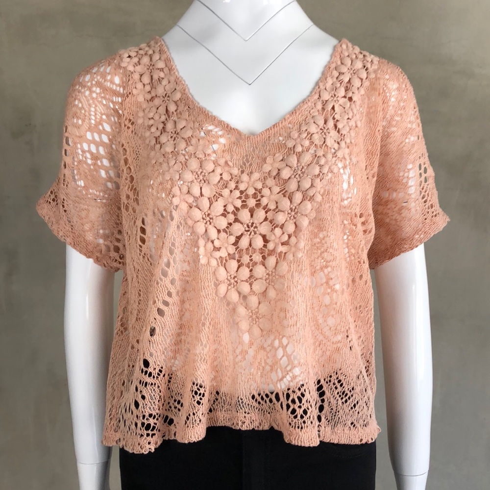 My Pretty, Lightweight Crochet Blouse